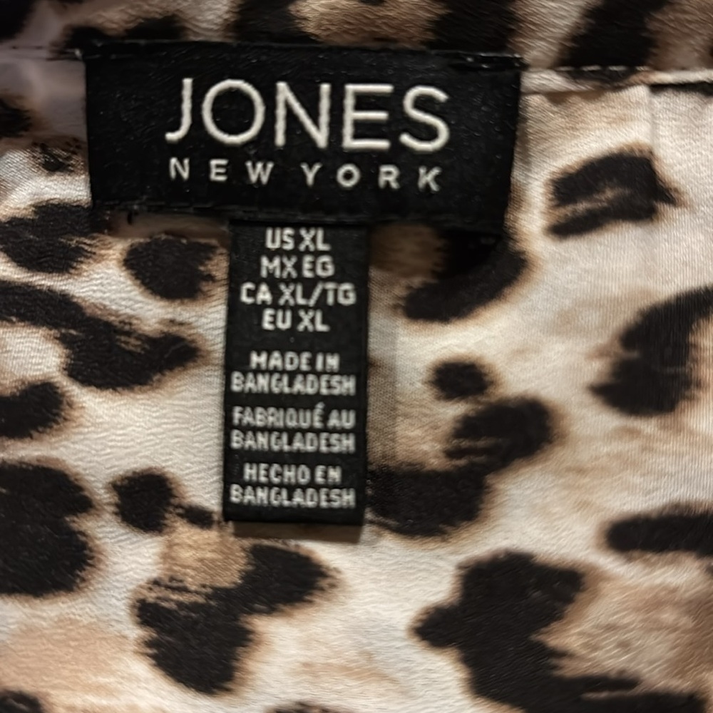 Jones New York Leopard Print Button-Up Blouse XL - Picture 5 of 6